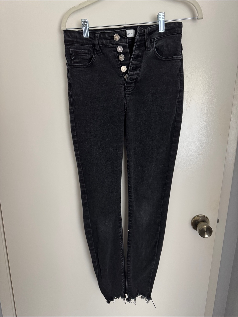 KanCan Black Skinny Jeans with Button-Fly size 3/25